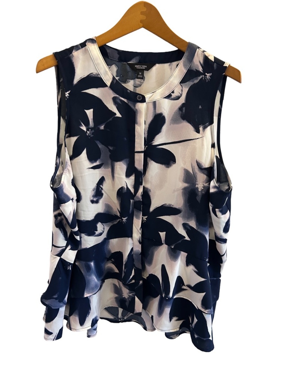 Simply Vera Vera Wang Beautiful Flowy Navy and Cream Floral Sleeveless Top 1X - Picture 3 of 8